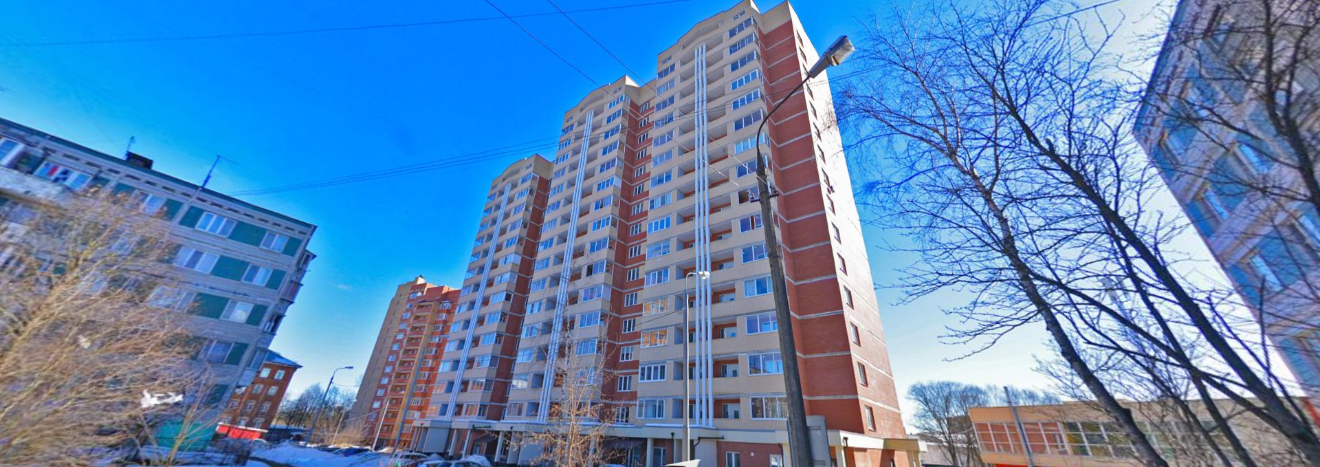 ТРЕХСЕКЦИОННЫЙ ЖИЛОЙ ДОМ 